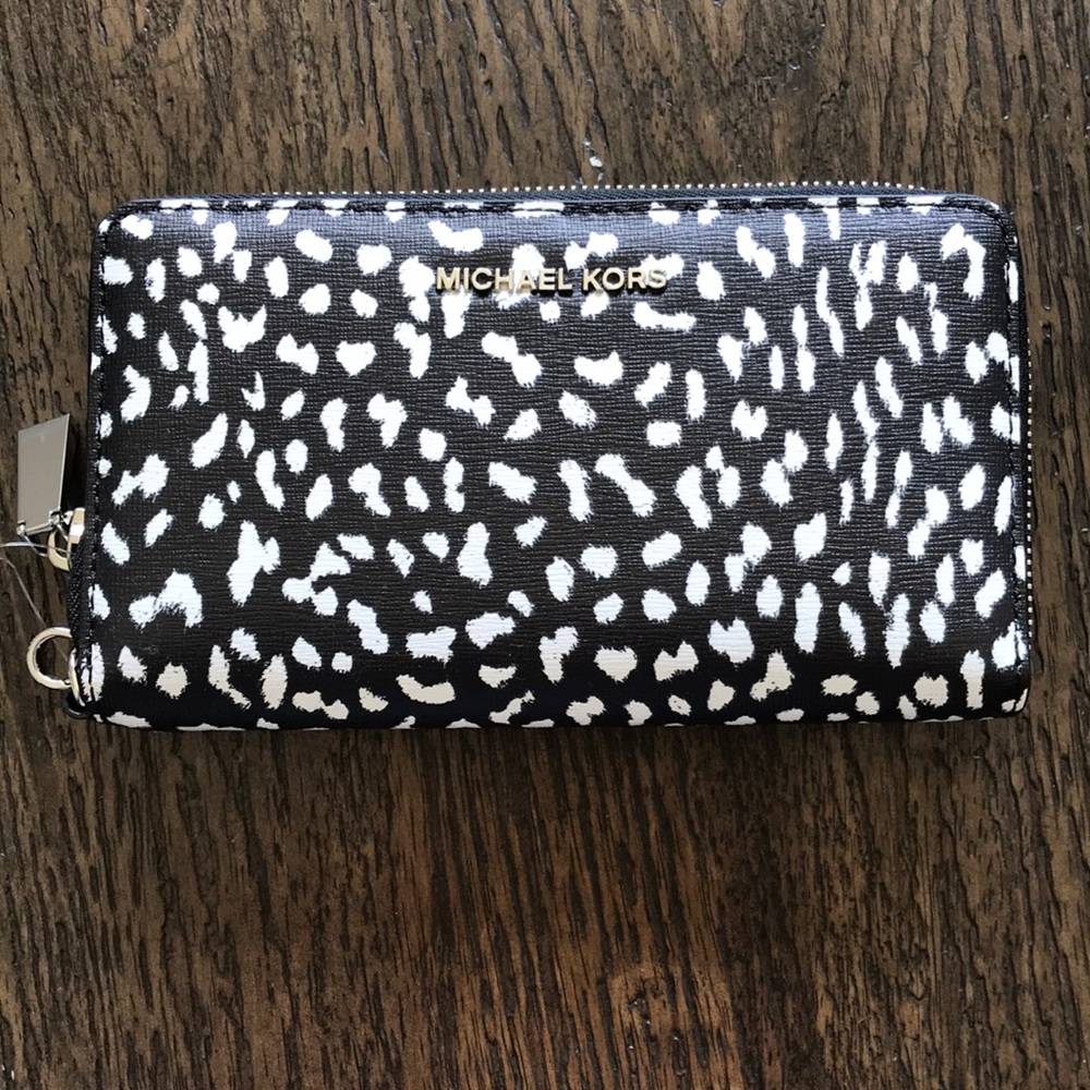 Michael Kors iPhone/wallet wristlet